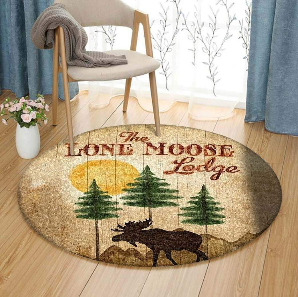 The Lone Moose Round Carpet