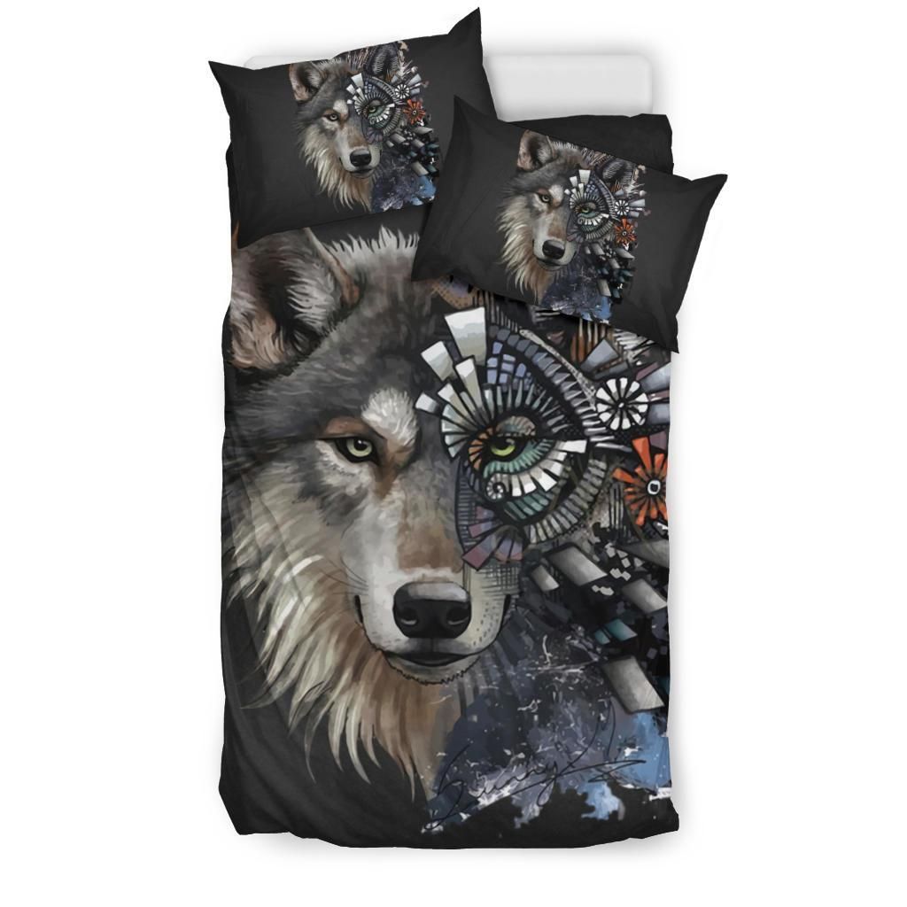 The Mystery Of Forest Wofl Bedding Set