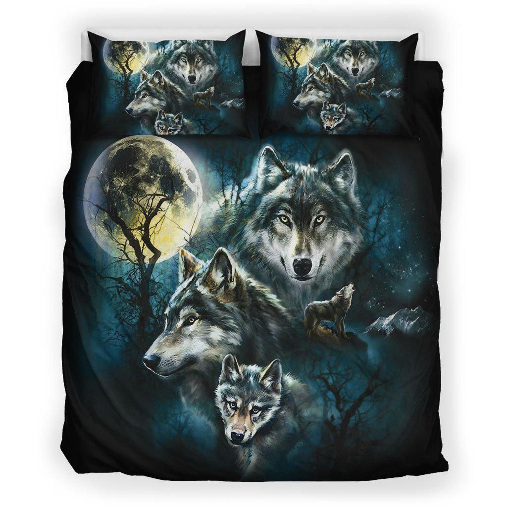 The Night Wolf Bedding Set