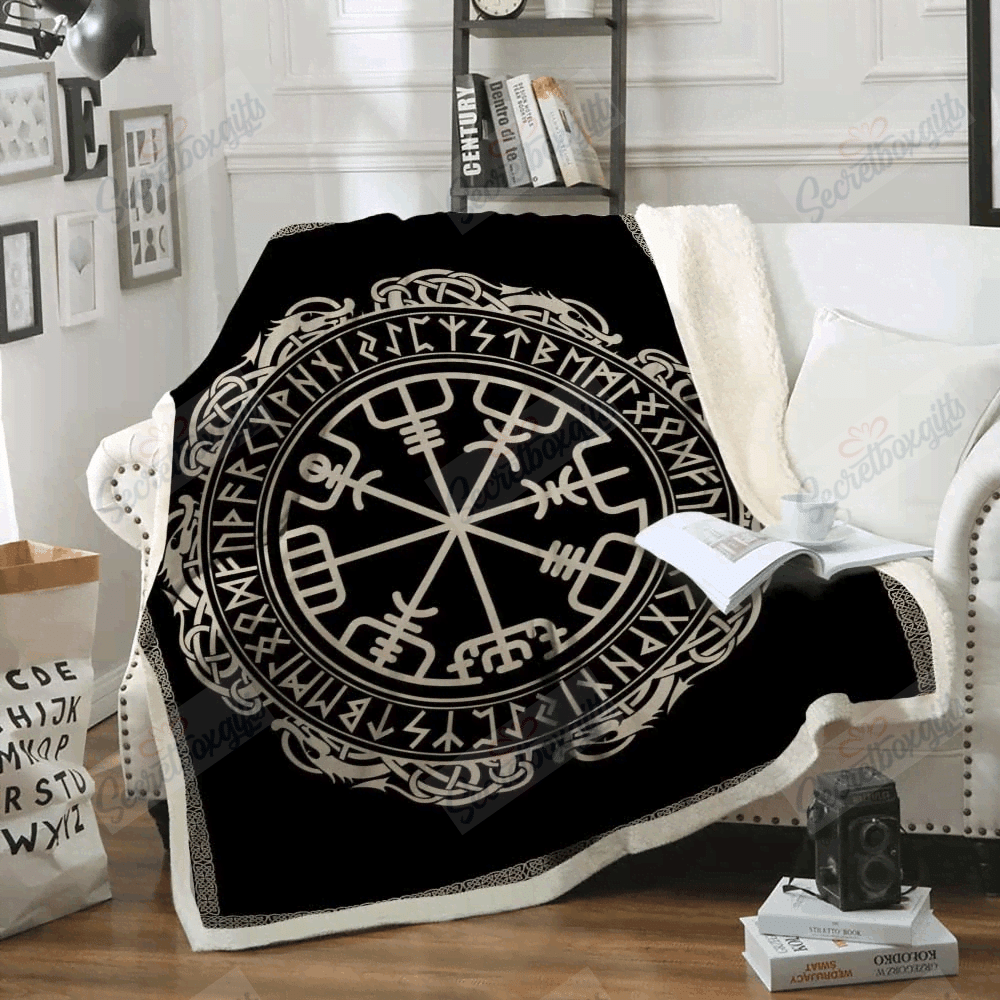 The Vegvisir Symbol Viking Fleece Blanket