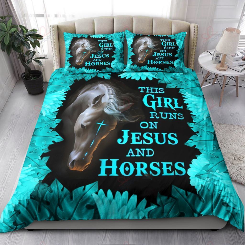 This Girl Runs On Jesus And Horses Bedding Set