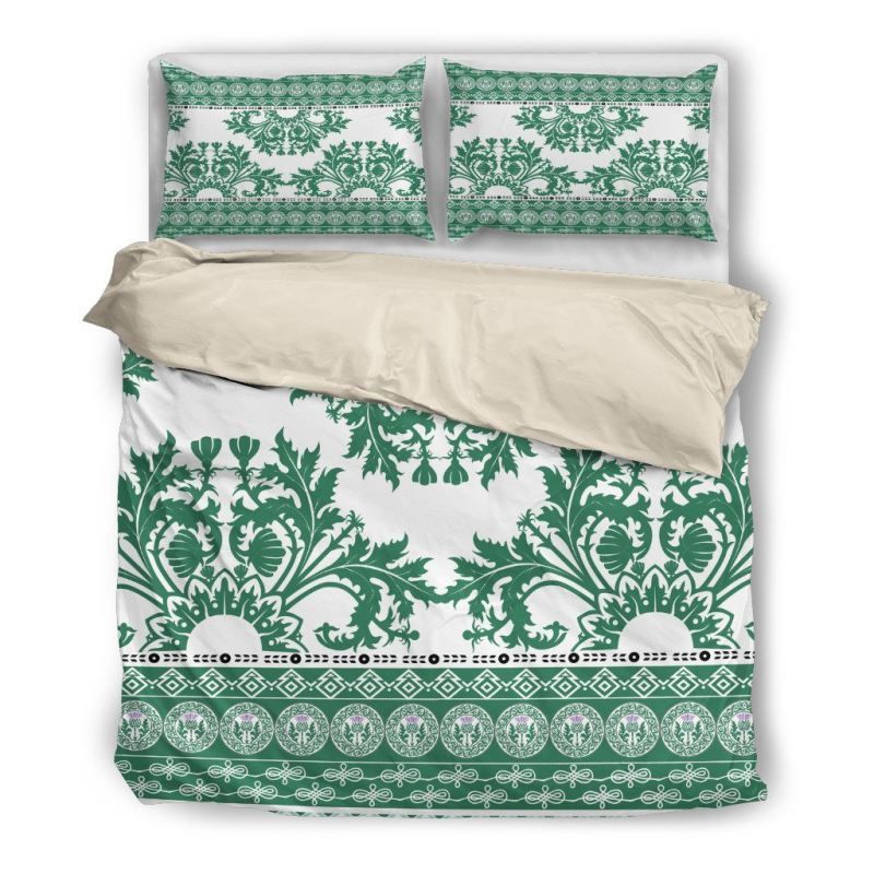 Thistle Paisley Design Green And White Bedding Set