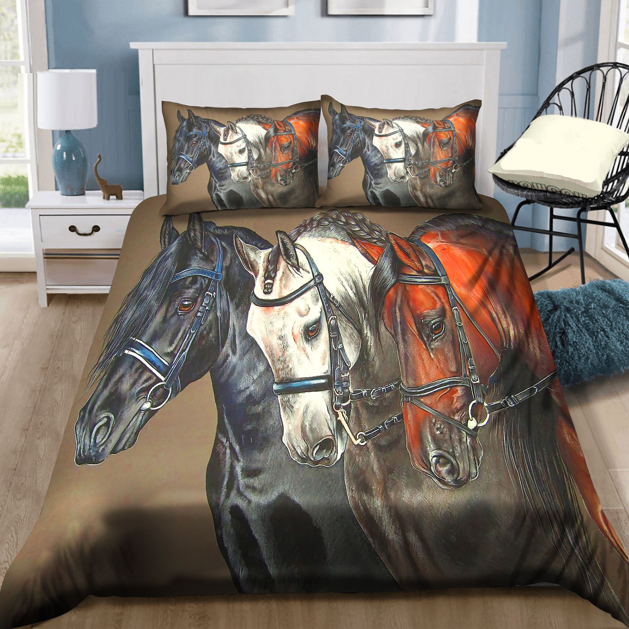 Three Beautiful Horses Bedding Set