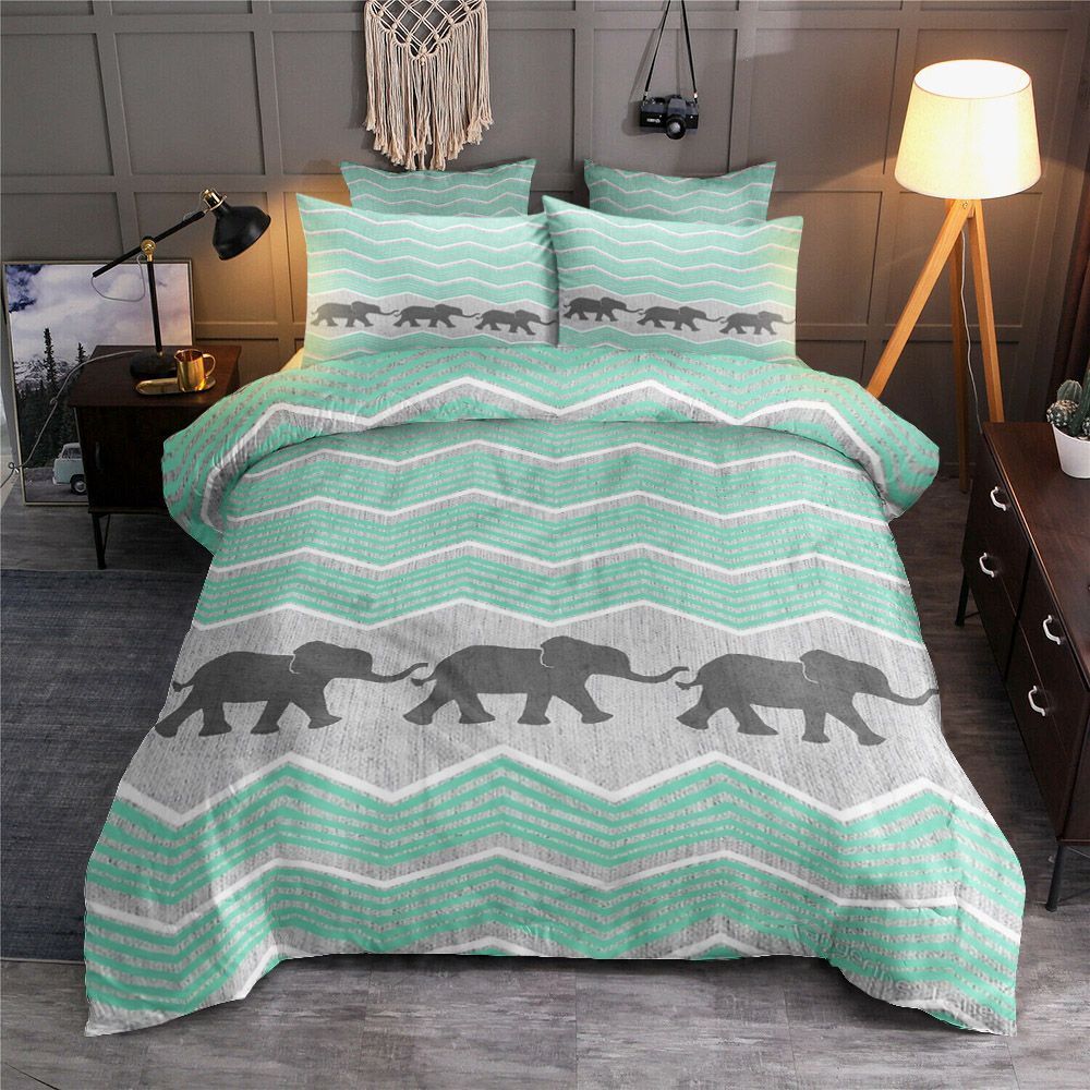 Three Elephants Bedding Set