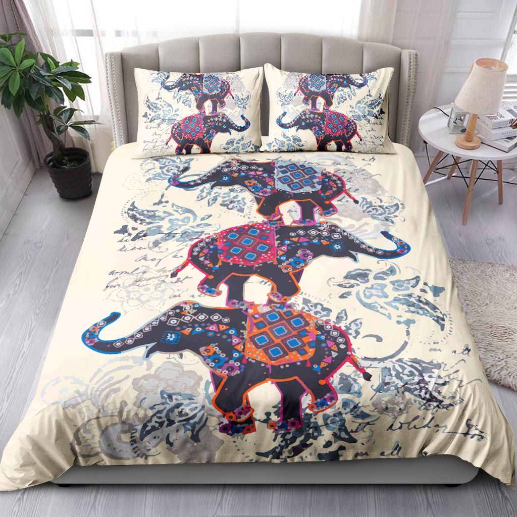 Three Elephants Bedding Set