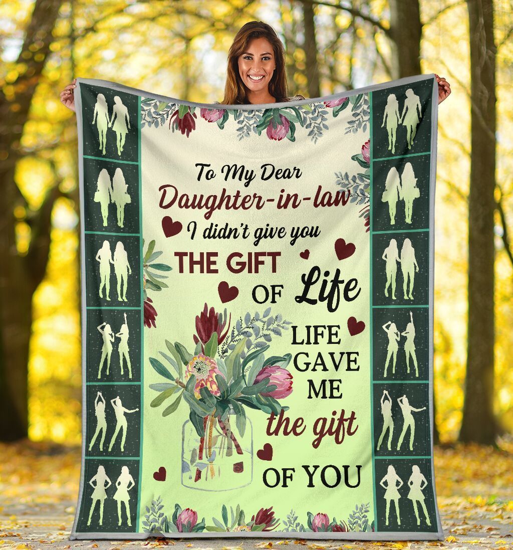 To My Dear Daughter In Law Flower Life Gave Me The Gift Of You Fleece Blanket