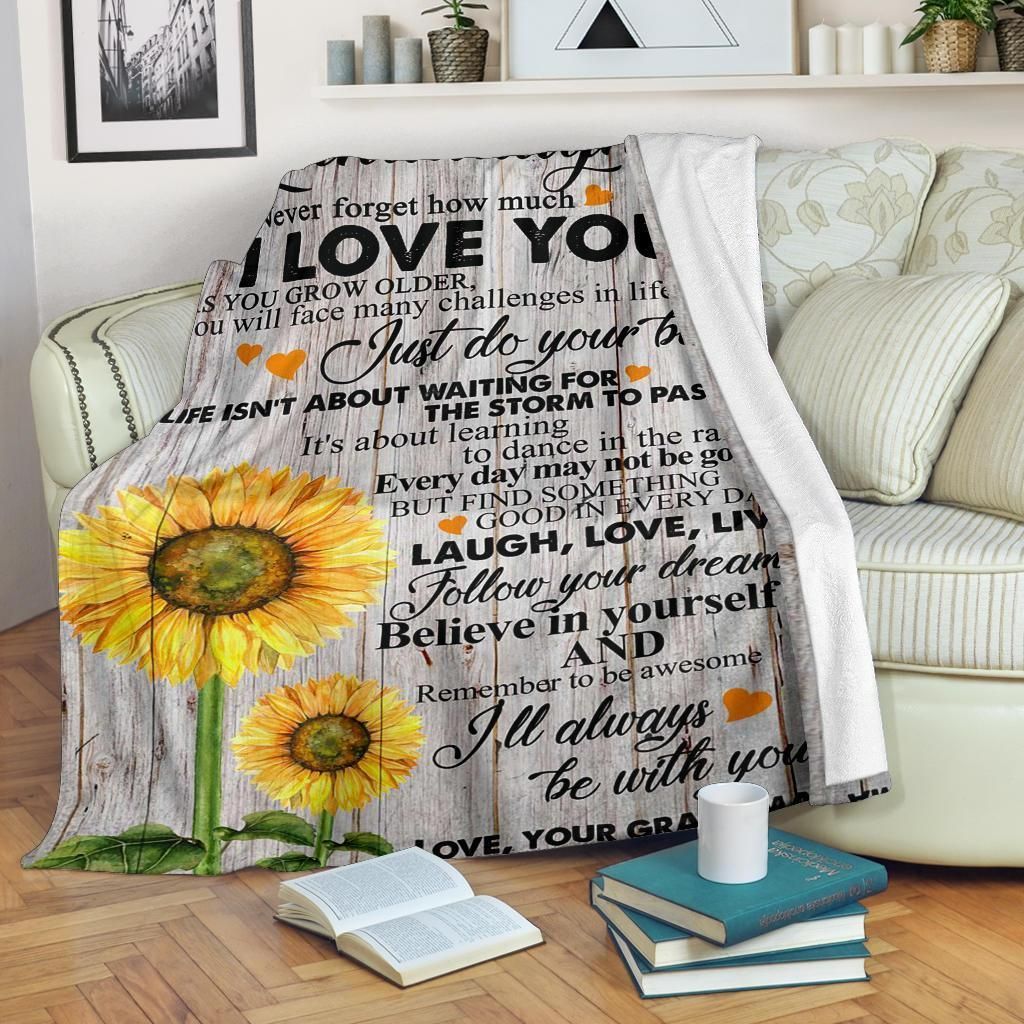 To My Granddaughter Family Sherpa Fleece Blanket