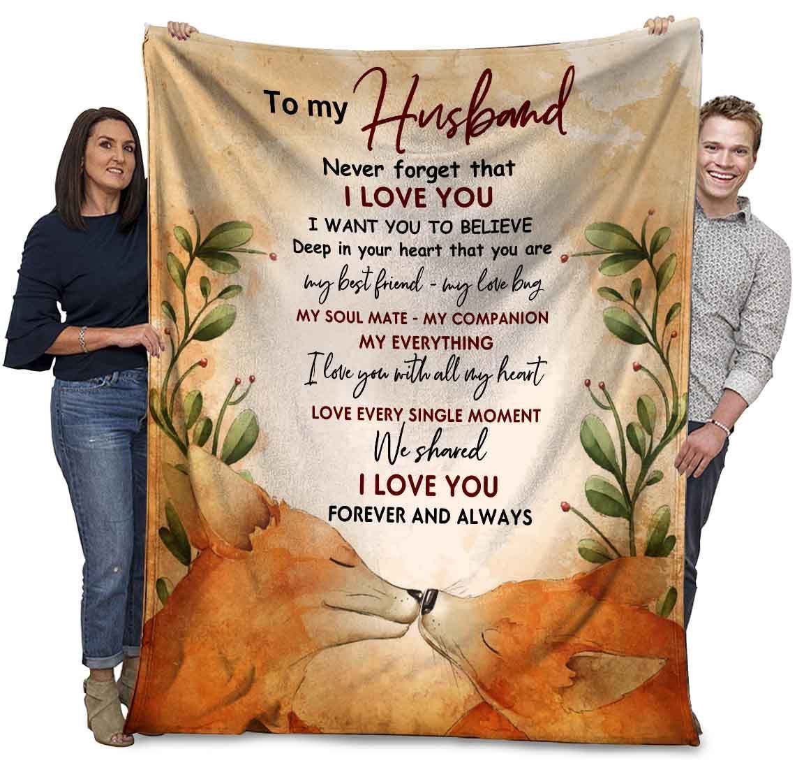 To My Husband Never Forget That I Love You Marriage Red Foxes Fleece Blanket