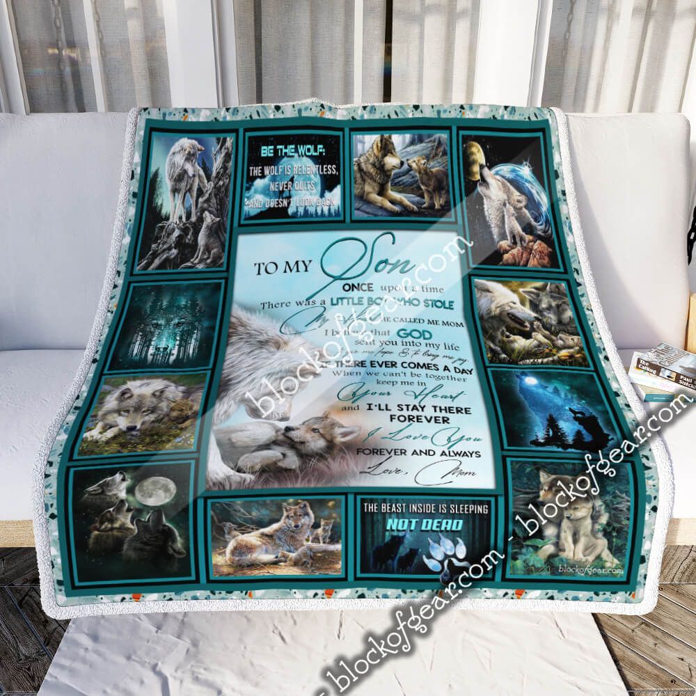 To My Son Love Mom Wolf Sherpa Fleece Blanket