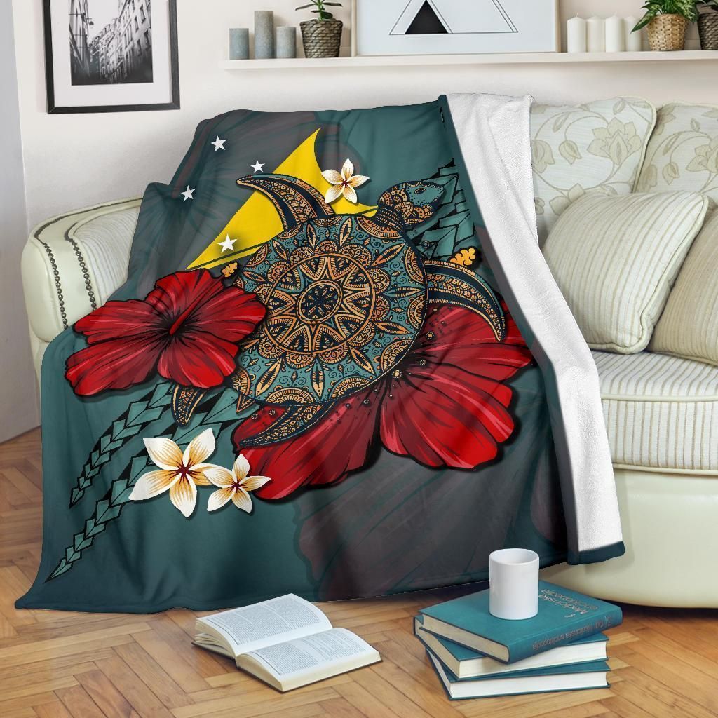 Tokelau Blue Turtle Tribal Sherpa Fleece Blanket