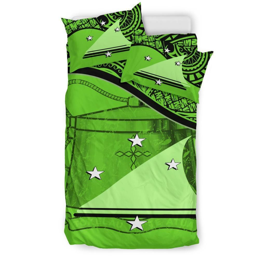 Tokelau Green And Black Bedding Set