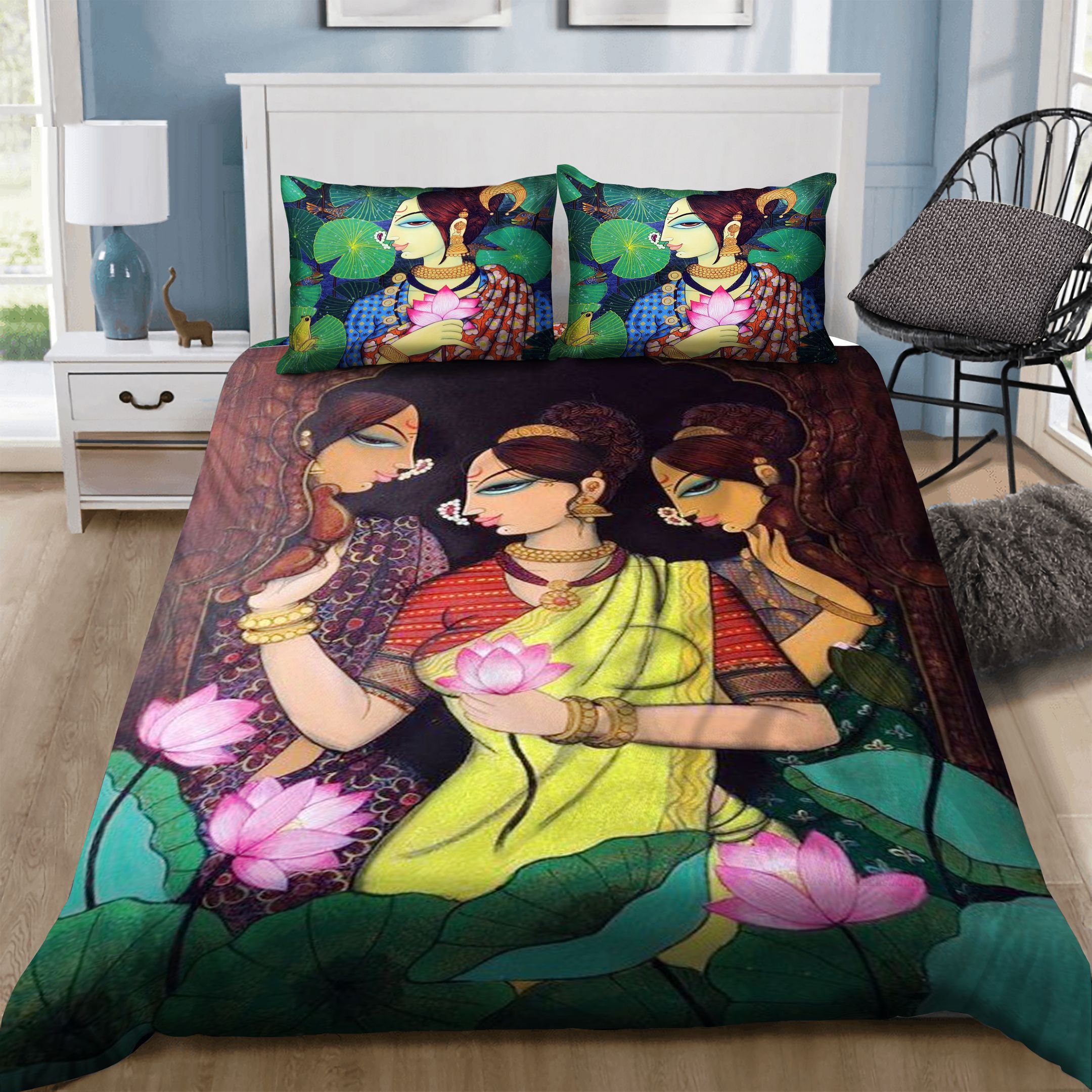 Traditional Bedding Set