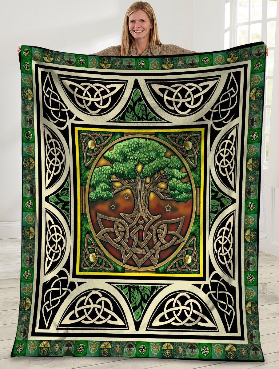 Tree Of Life Celtic Triple Knot Fleece Blanket