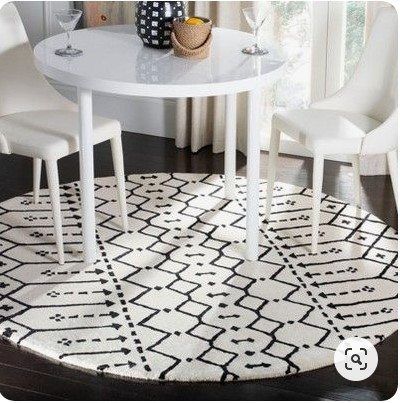 Tribal Design Tufted Round Carpet