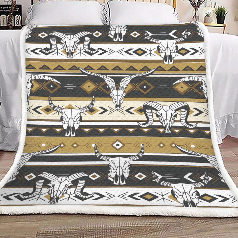 Tribal Skull Sherpa Fleece