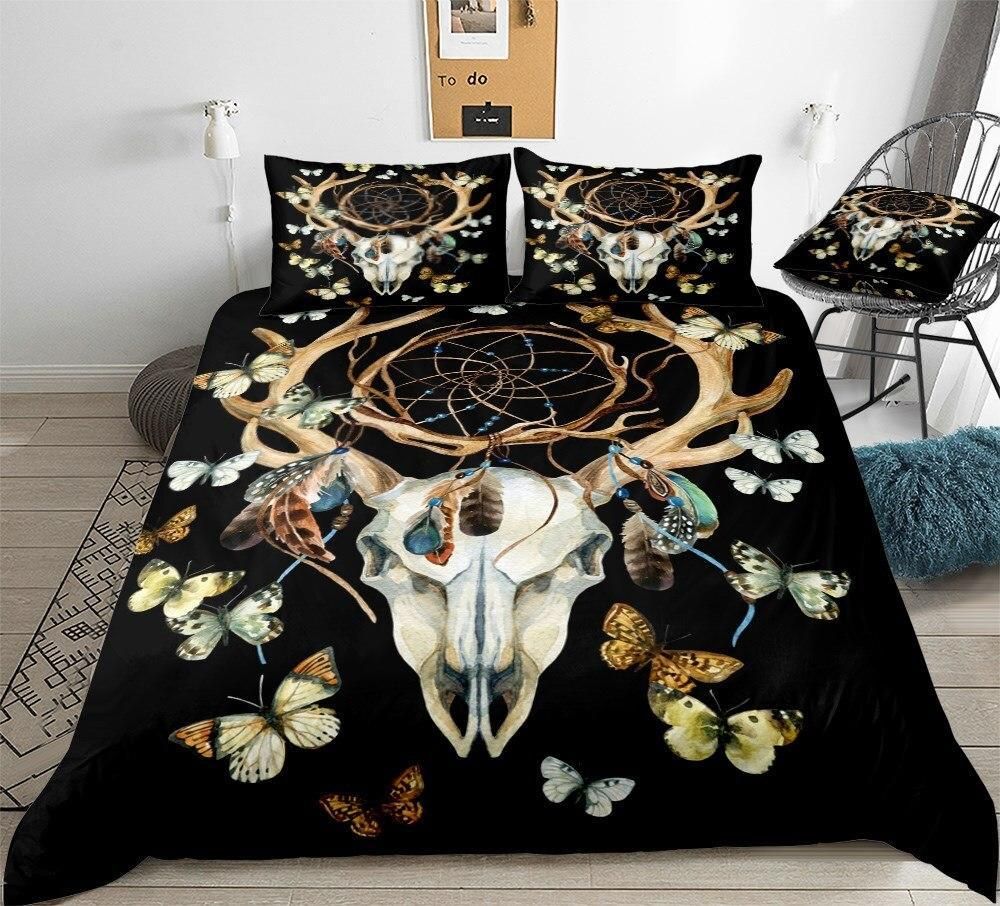 Trophy Head And Butterflies Bedding Set