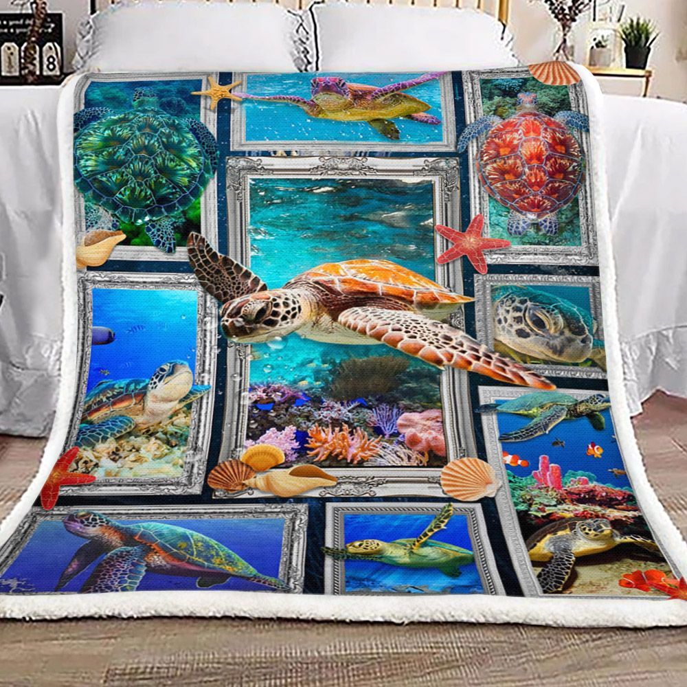 Turtle Sherpa Fleece Blanket