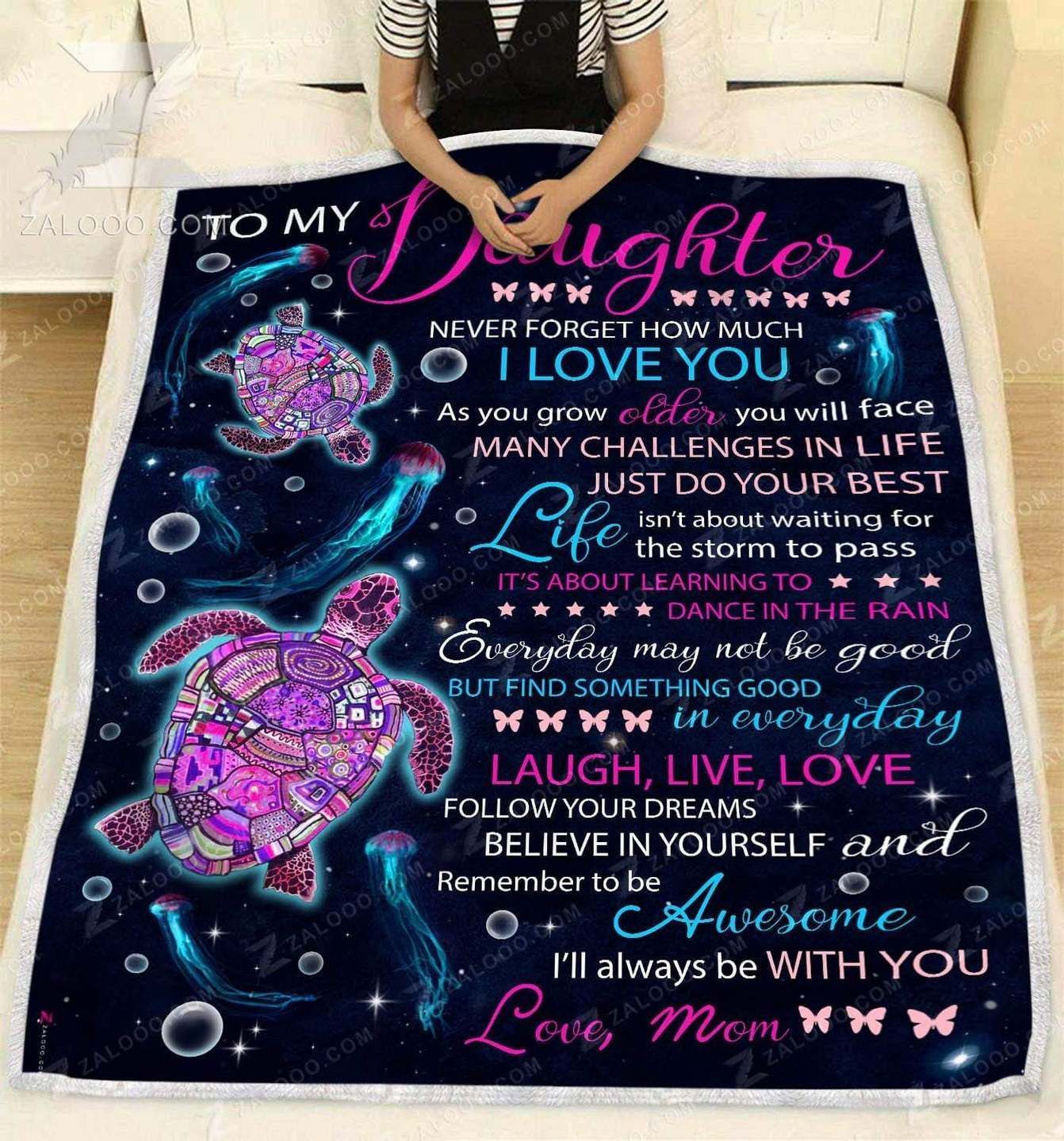Turtle To My Daughter Find Something Good In Everyday Sherpa Fleece Blanket