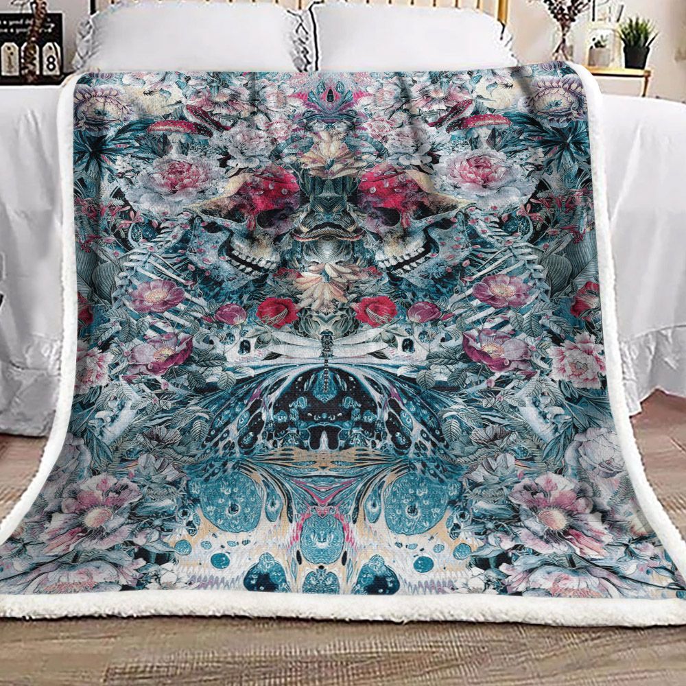 Twin Skulls Sherpa Fleece Blanket