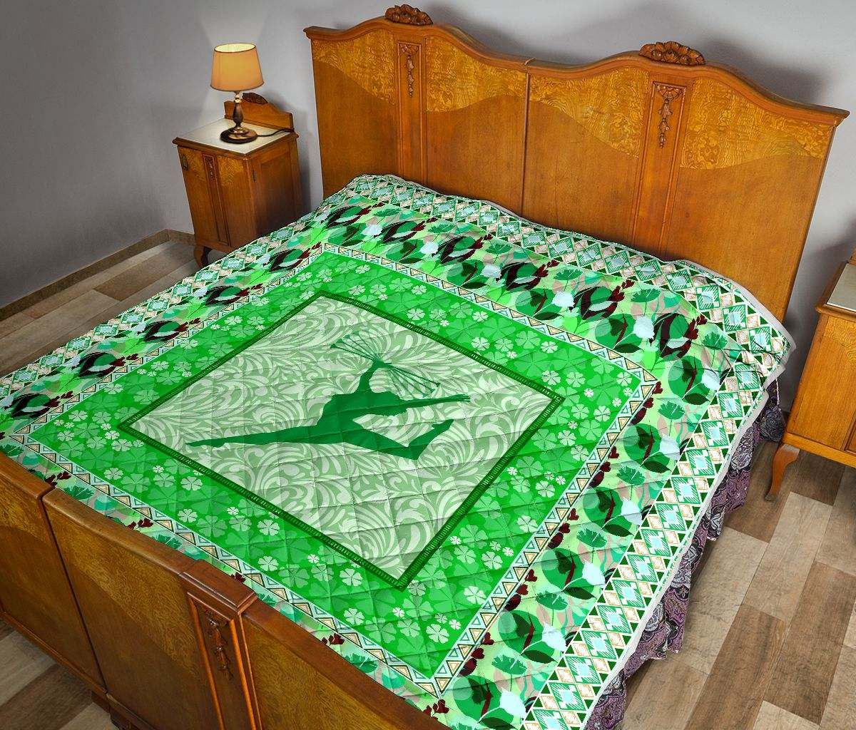 TWIRLING GREEN FLOWER QUILT DHC281110981DD