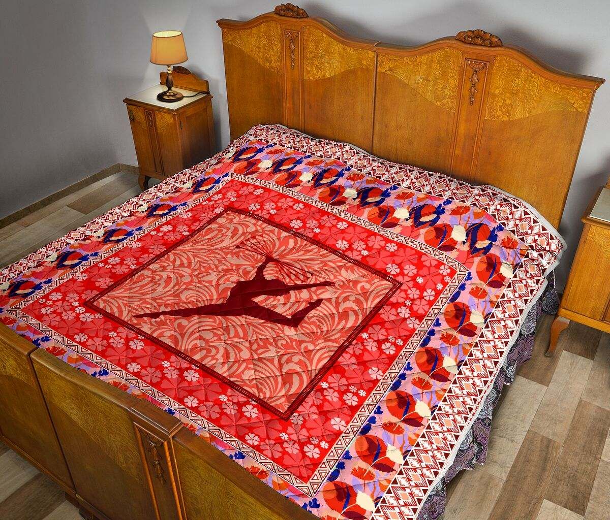 TWIRLING RED FLOWER PATTERN QUILT DHC281111003DD