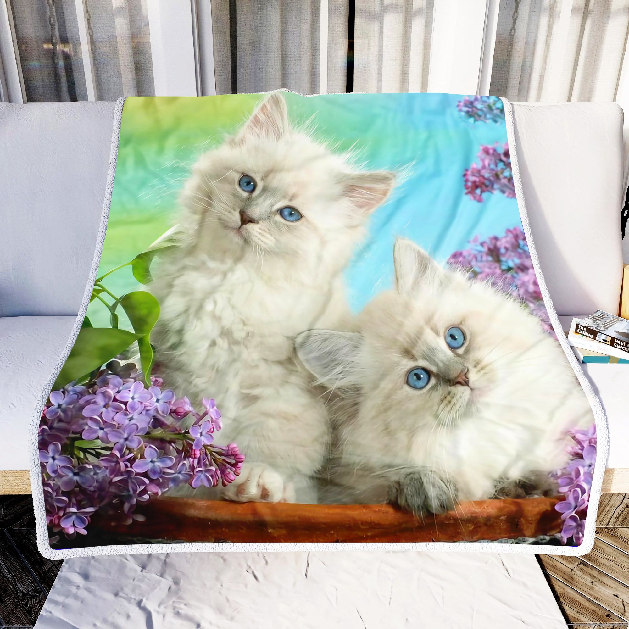 Two Lovely Cat Fleece Blanket