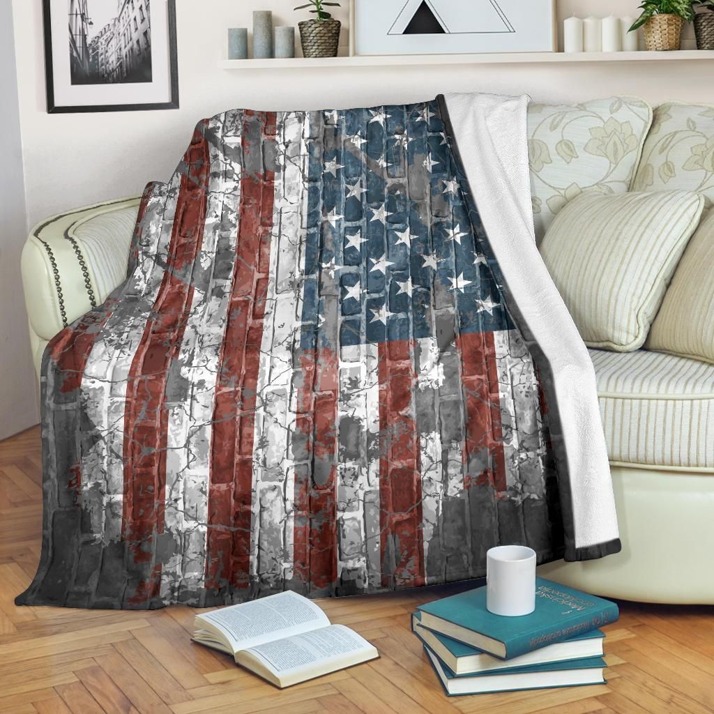 US Flag Old Sherpa Fleece Blanket