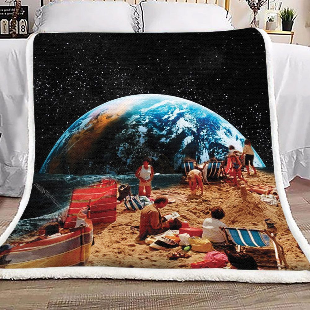 Vacation Out Of Space Sherpa Fleece Blanket