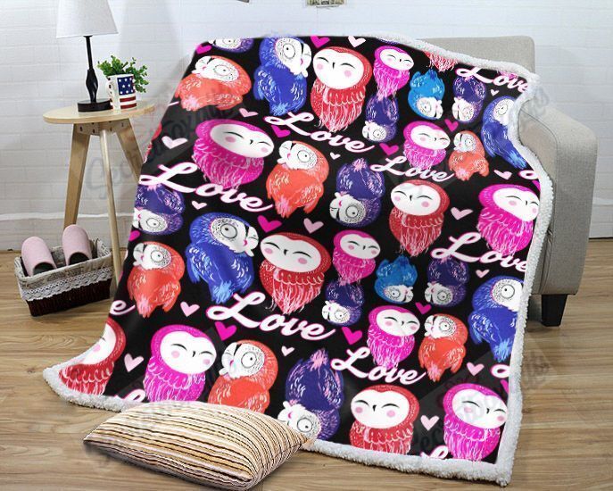 Valentine Owl Love Fleece Blanket