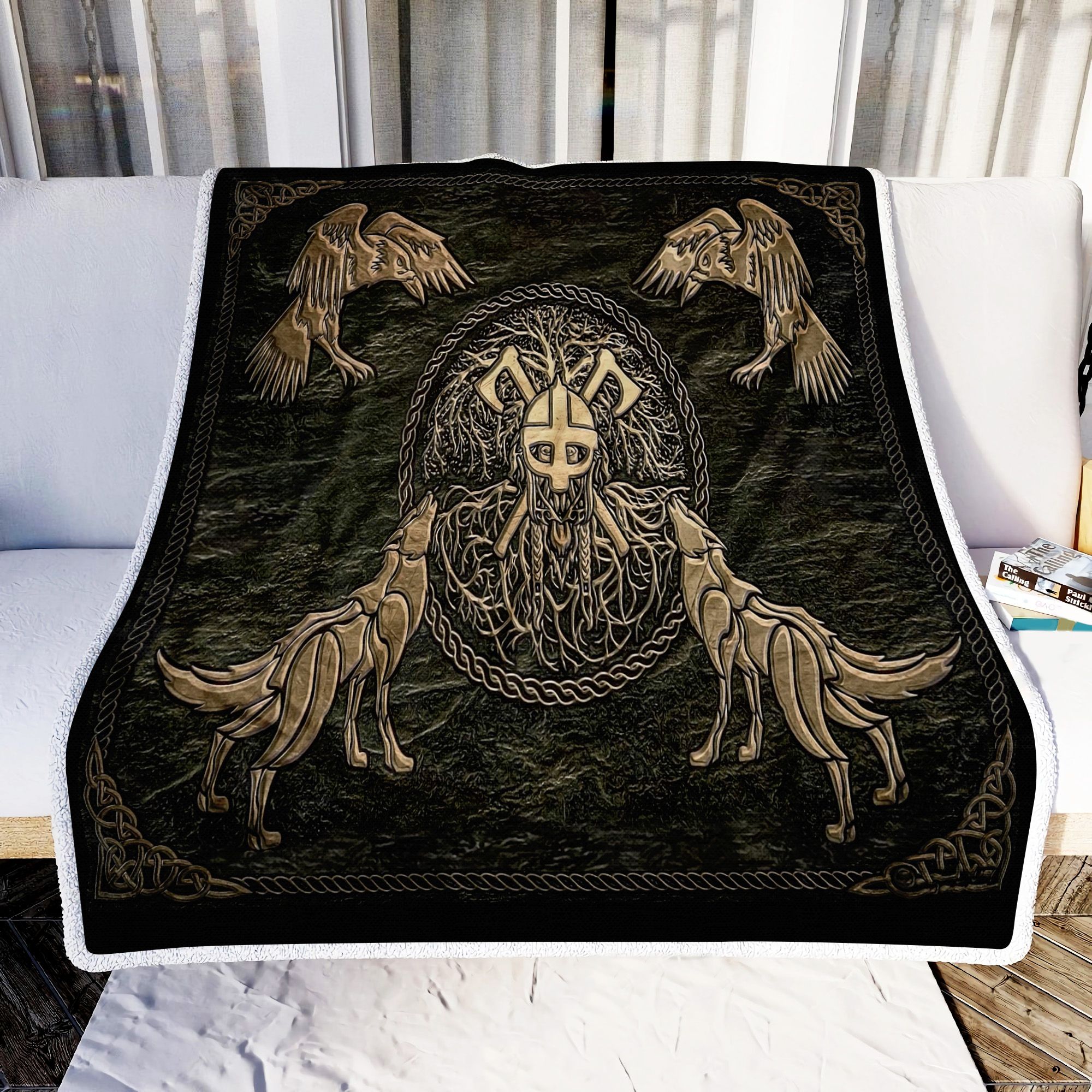 Vikings Wolf And Crows Fleece Blanket