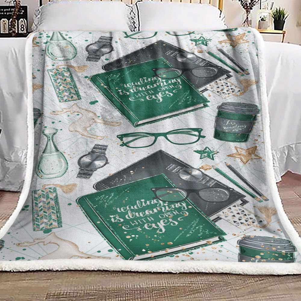 Watch Coffee Glasses Book Pencil Star Sherpa Fleece Blanket