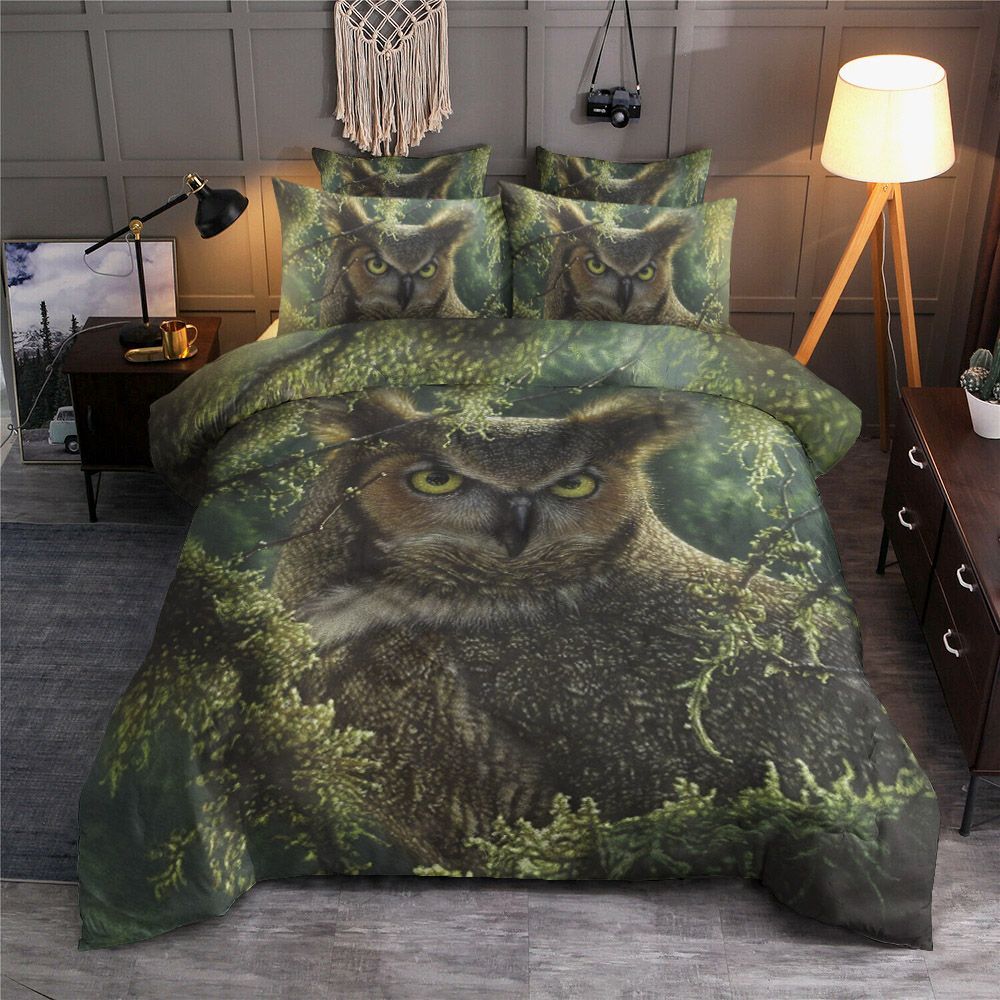 Watching And Waiting Owl Bedding Set