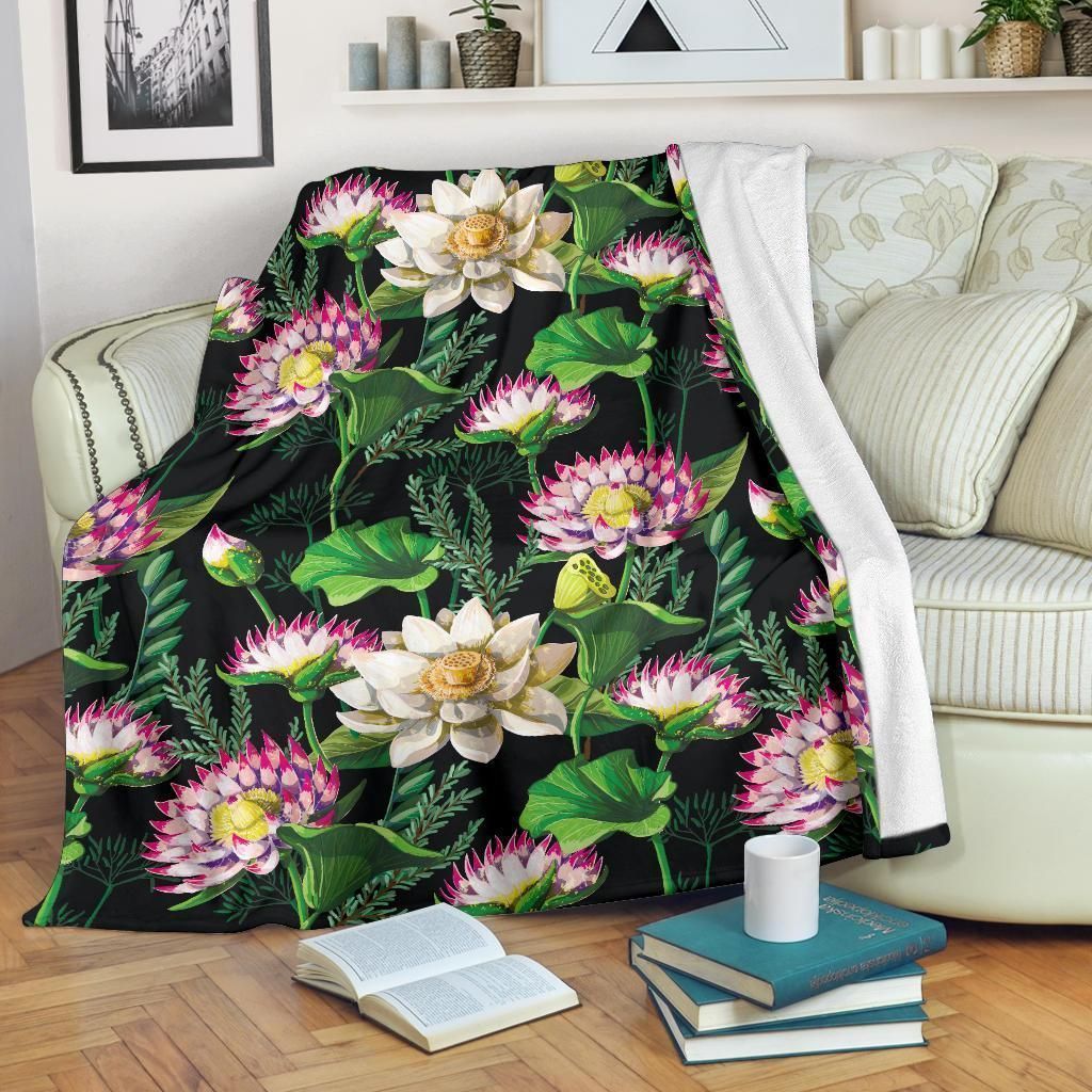 Water Lily Lotus Pattern Print Design Black Fleece Blanket