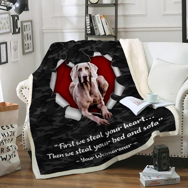 Weimaraner Dog Sherpa Fleece Blanket
