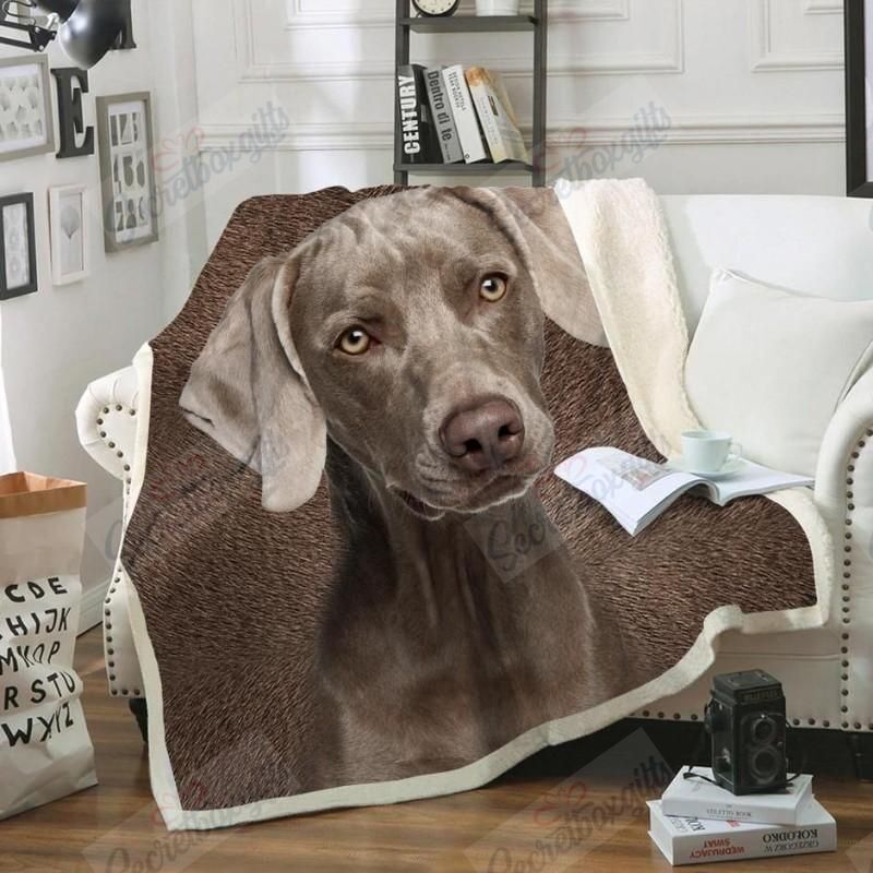 Weimaraner Dog Portrait Fur Printed Fleece Blanket