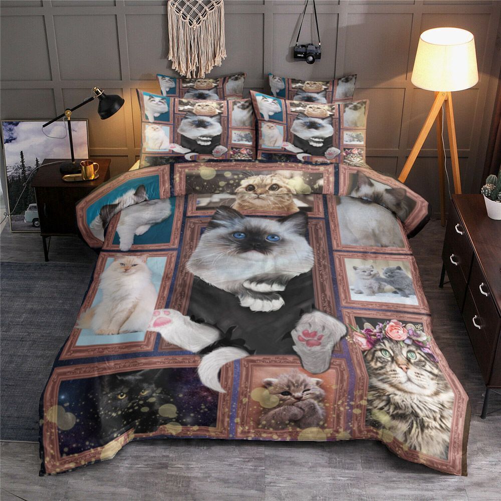 White Cat Flower Bedding Set