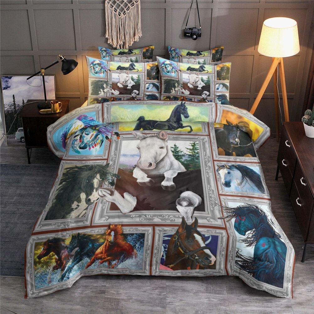 White Horse Baby Black Brown Bedding Set