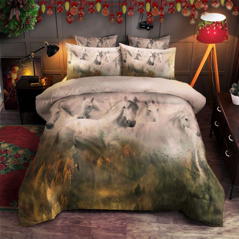 White Horse Bedding Set