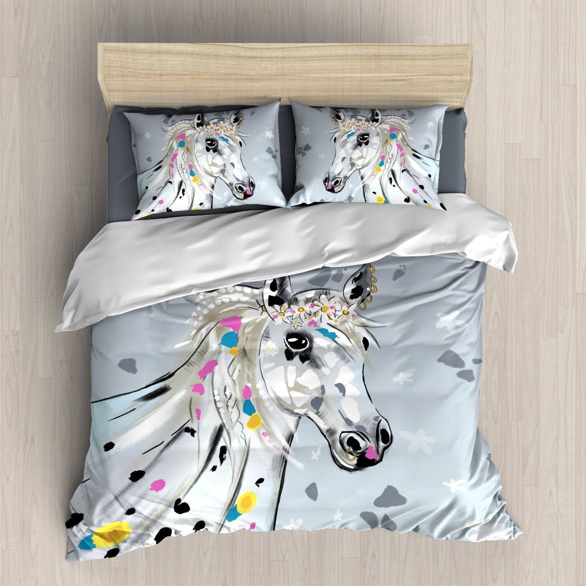 White Horseding Bedding Set