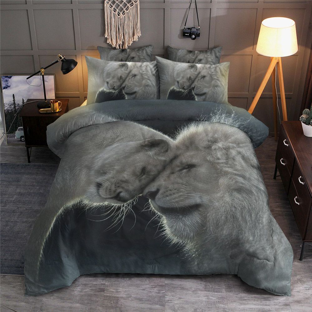 White Lion Love Bedding Set