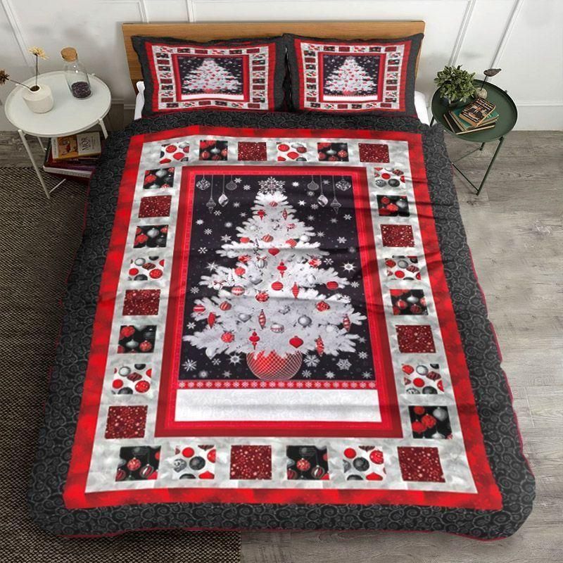 White Pine Tree With Bauble Christmas Day Bedding Set