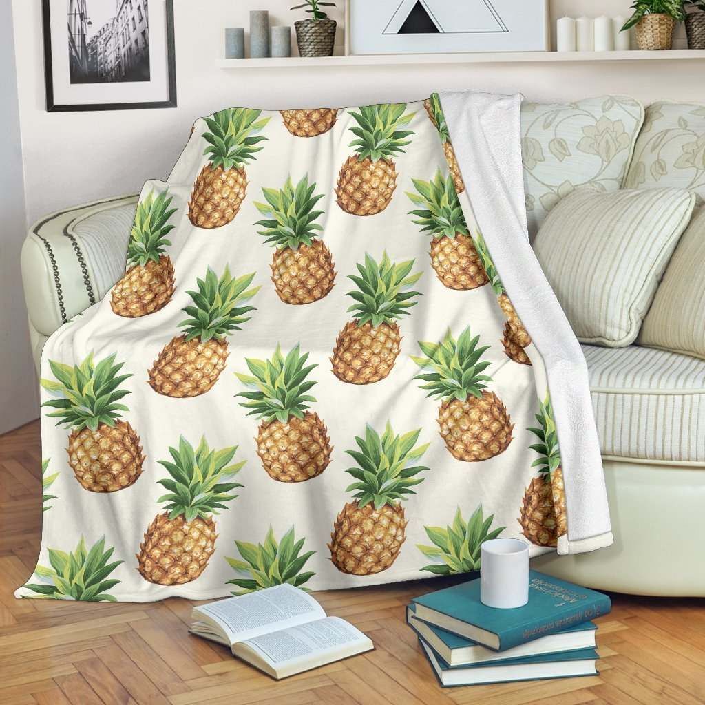 White Pineapple Sherpa Fleece Blanket