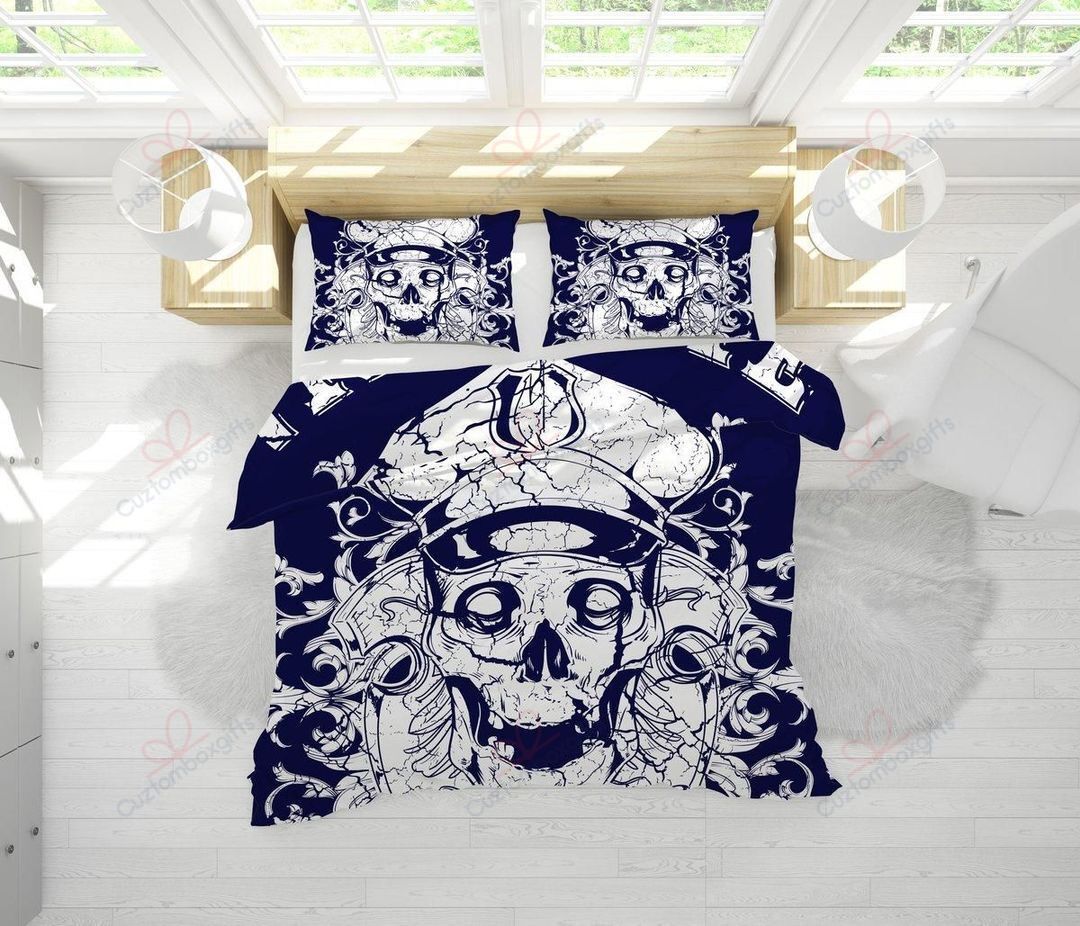 White Snow Skull Captain Printed Bedding Set