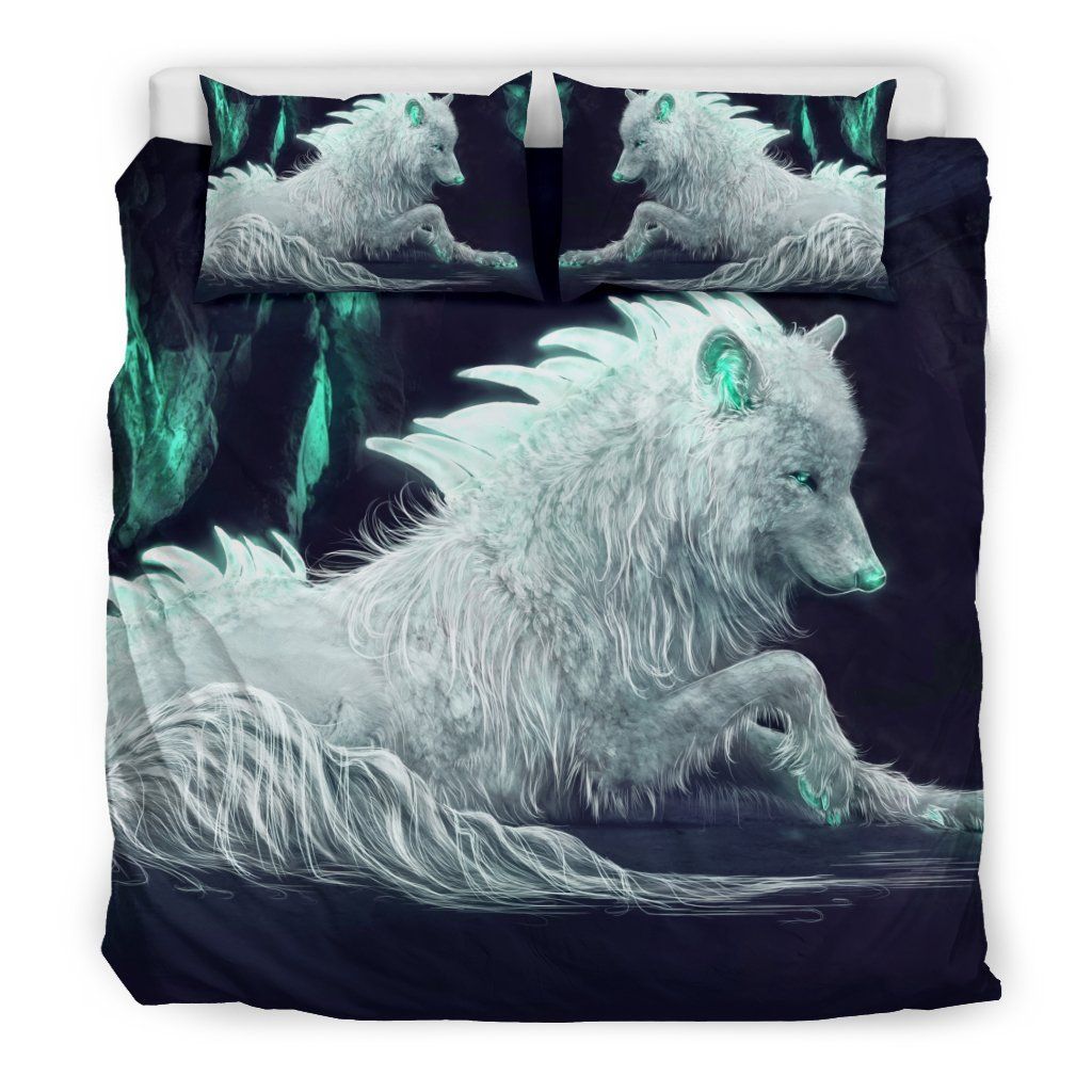White Wet Wolf Bedding Set