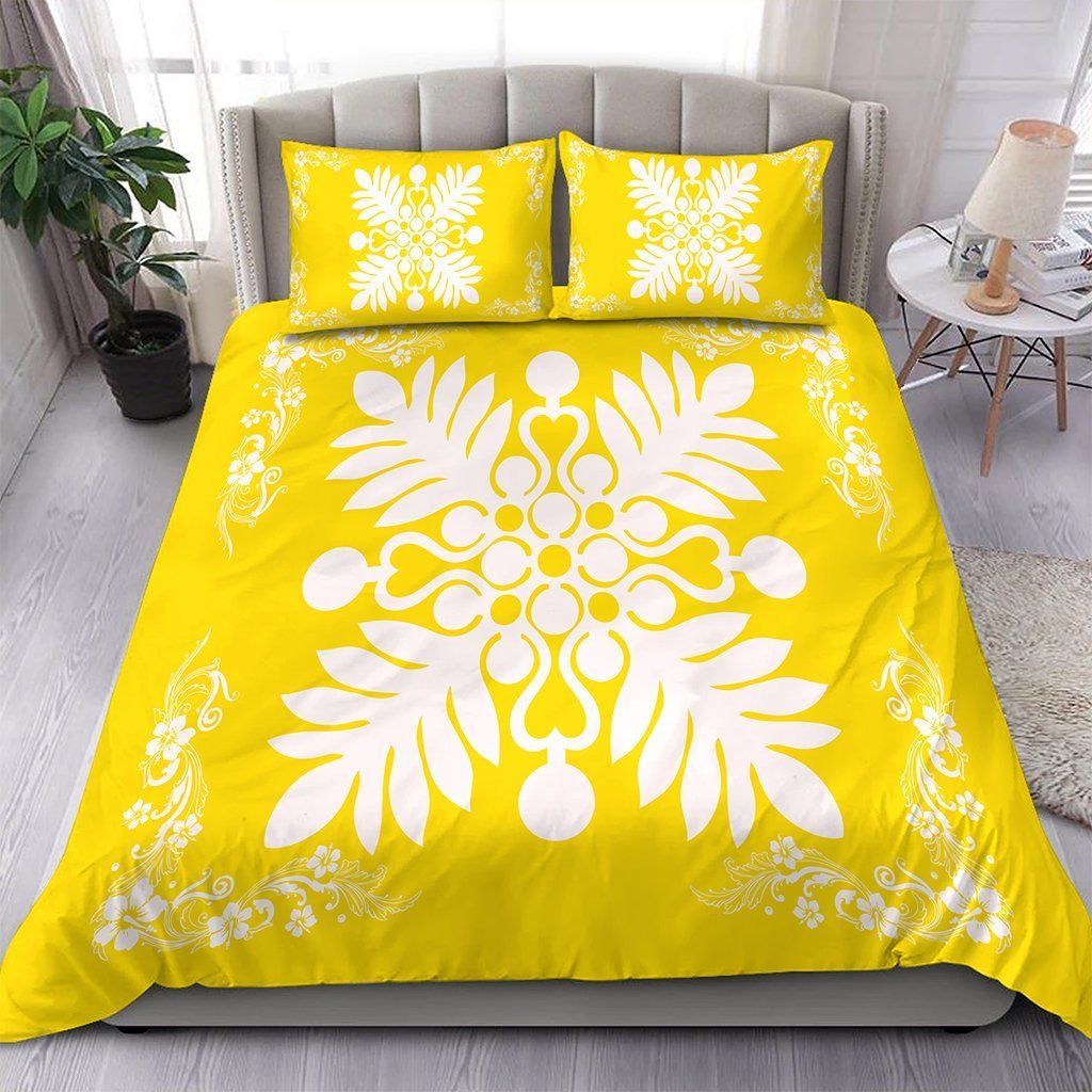 White Yellow Plant And Hibiscus Pattern Bedding Set