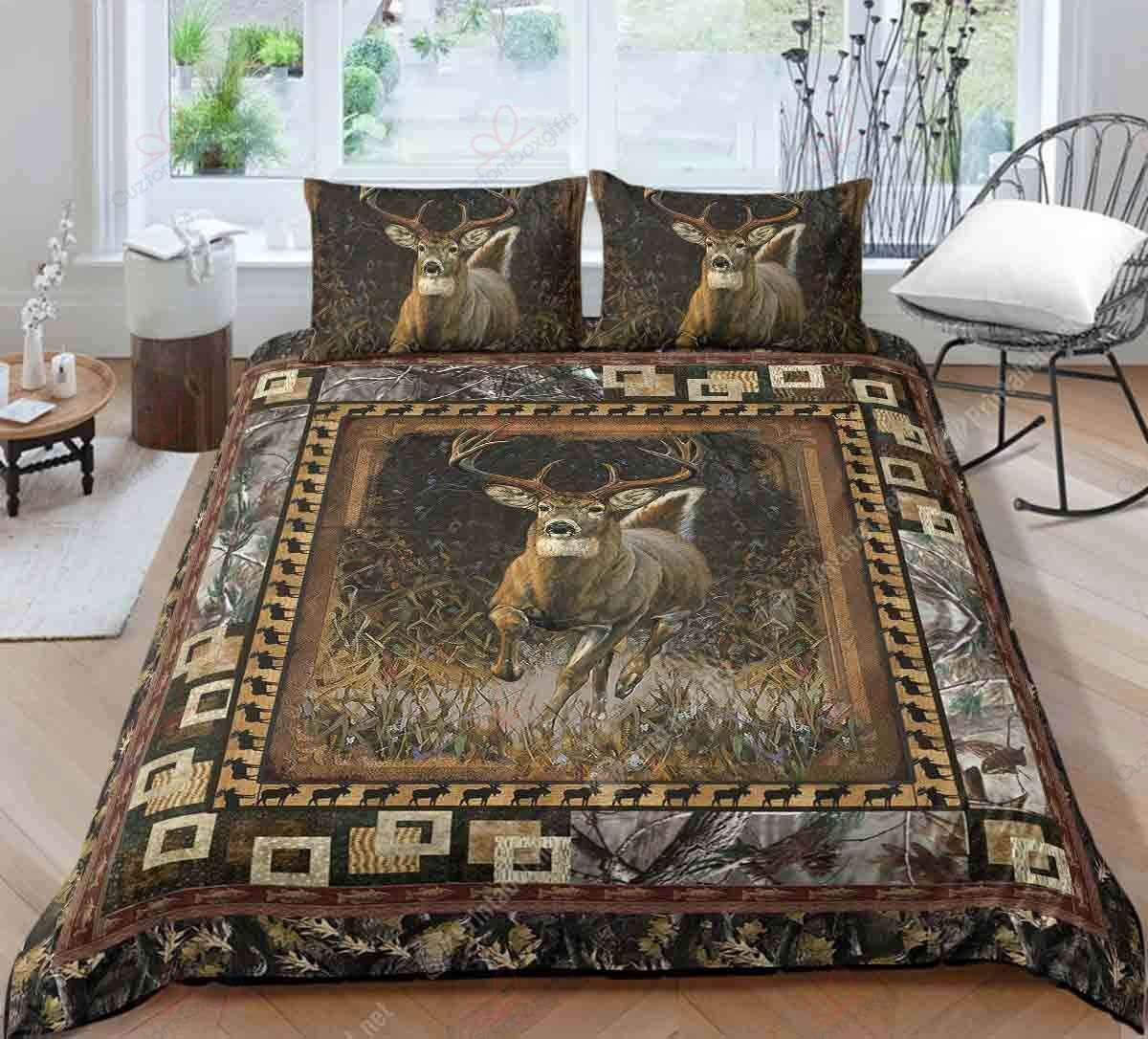 Whitetail Deer Bedding Set
