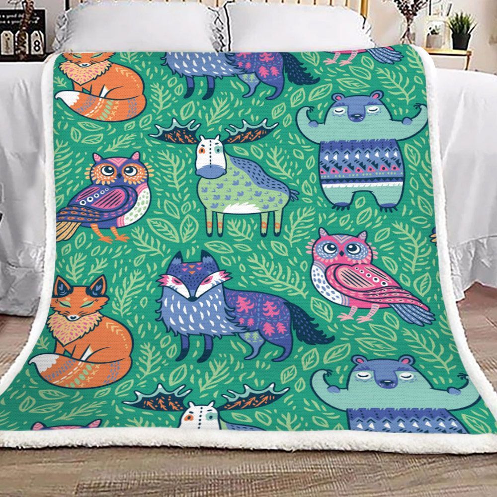 Wild Animal Moose Owl Wolf Fox Bear Sherpa Fleece Blanket