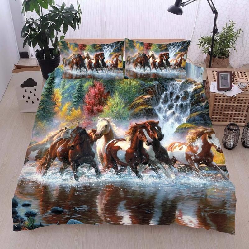 Wild Horses Bedding Set