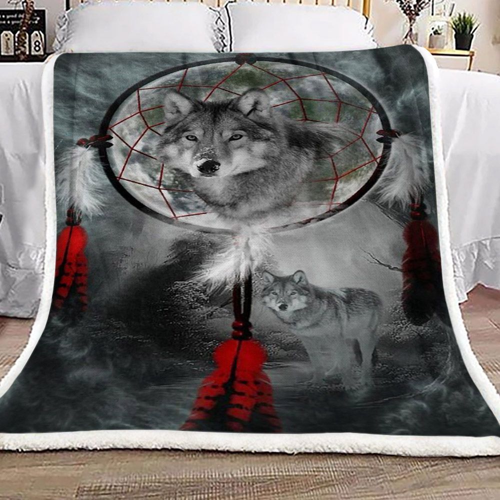 Wind Chimes Wolf Dreamcatcher Sherpa Fleece Blanket