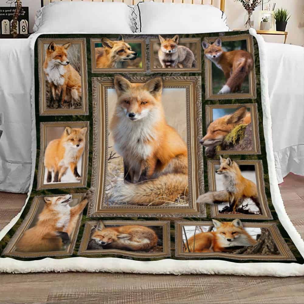 Wise Fox Sherpa Fleece Blanket